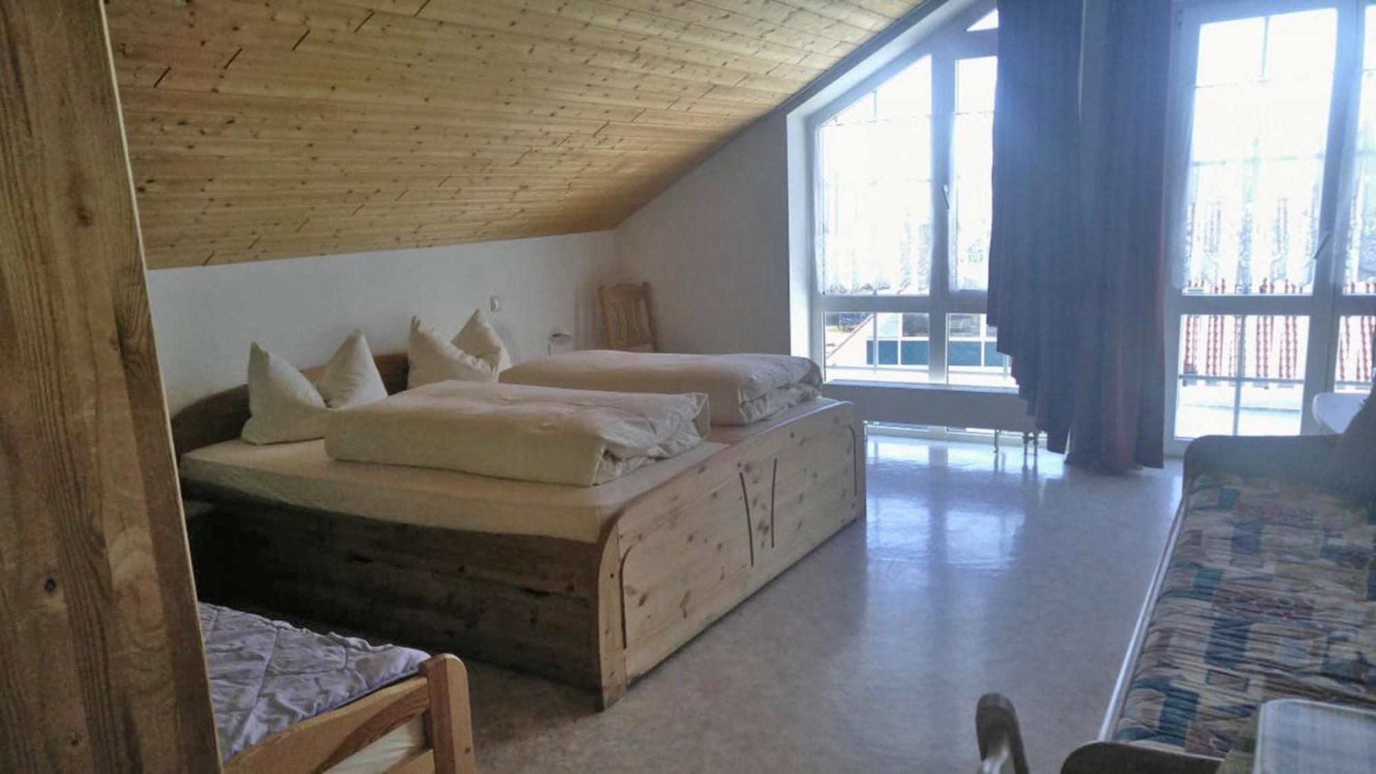 Gaestehaus Am Rathaus, Mehrbettzimmer 2 Hohenpeißenberg Εξωτερικό φωτογραφία